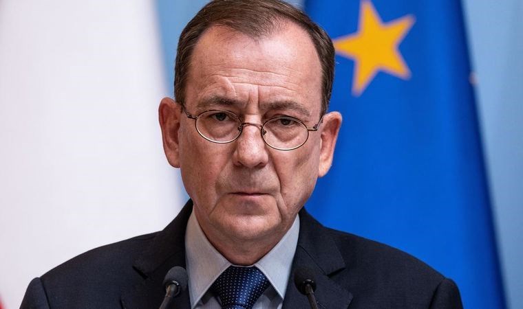 Eski bakan açlık grevine başladı, mahkeme zorla besleme kararı aldı