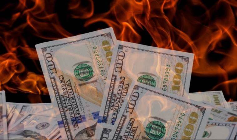 Dolar rekor tazeledi! Dolar ve Euro ne kadar oldu? 3 Ocak 2024 döviz fiyatları