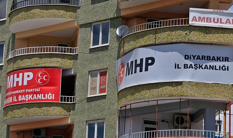 Kaymakam-imam tartışması sonrası dikkat çeken hamle… Diyarbakır’da MHP’nin Çermik ilçe yönetim kurulu feshedildi