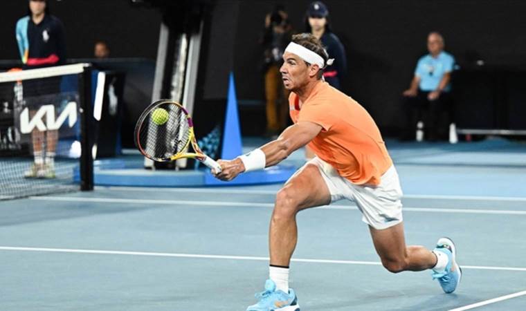 Rafael Nadal, 349 gün sonra kortlara galibiyetle döndü