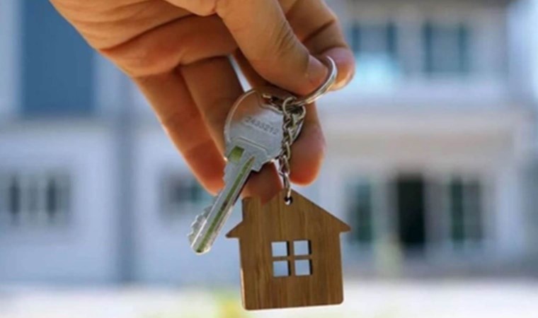 Kiracısına zam için baskı yapan ev sahibine emsal ceza