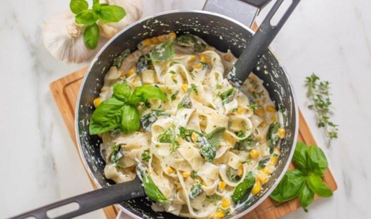 Makarnayı bir de böyle deneyin: Lezzetin doruklarına çıkaran bir tarif!