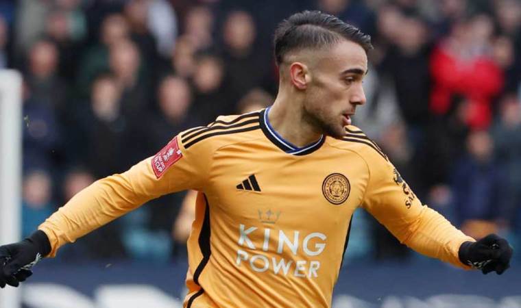 Yunus Akgün oynadı, Leicester turu geçti