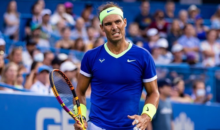 Rafael Nadal’ın raketi açık artırmayla satıldı: Fiyatı dudak uçuklattı!