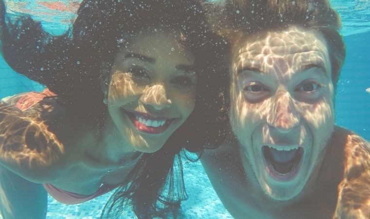 Gelecekteki iPhone’lar su altında rahatlıkla kullanılabilir mi?