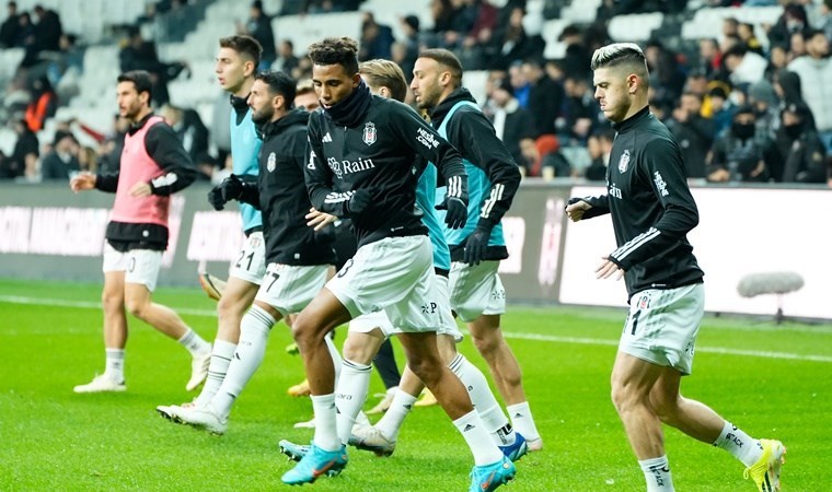 Beşiktaş’a kötü haber: Adana Demirspor maçı öncesi ısınmada sakatlandı