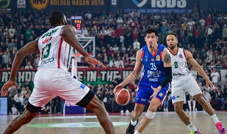 Karşıyaka’dan Anadolu Efes’e 19 sayı fark!