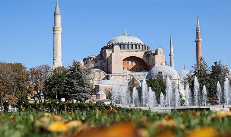 Tartışmalar sürüyor: Ayasofya’da indirim de yok