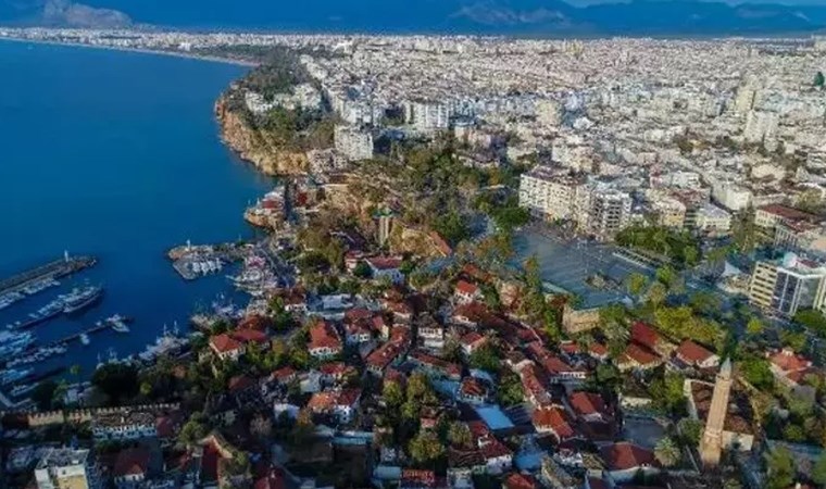 Tersine göç... Hayat pahalılığı onları da vurdu! Ruslar Antalya'yı terk ediyor