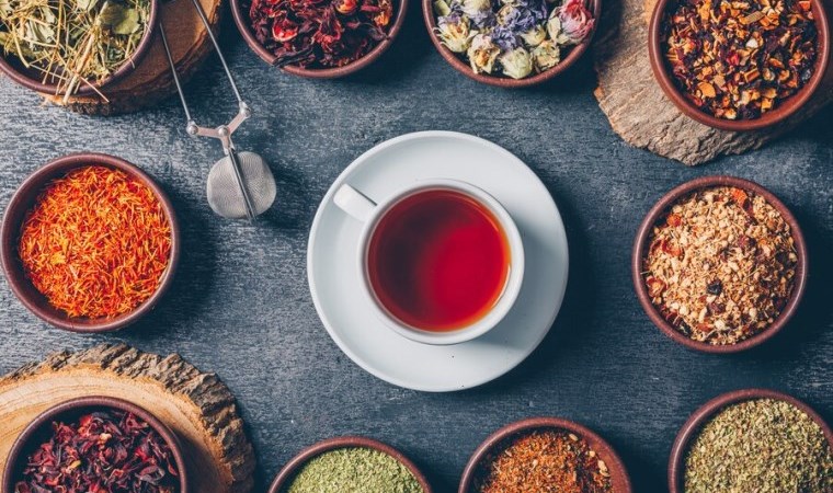 Bu çaylar hızlıca uykuya dalmanızı sağlayacak! İşte uyku getiren çok etkili 5 bitki çayı…