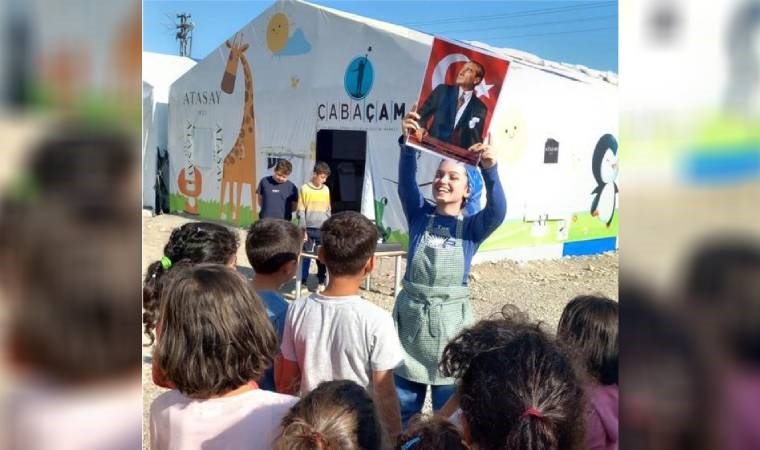 ‘Eğitimde sınıfta kaldık’ diyen Acar, deprem bölgesindeki çocukların sorunlarını anlattı: Enkazda çalışan nesil