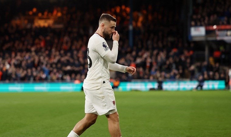 Manchester United’ın yıldızı sezonu kapadı