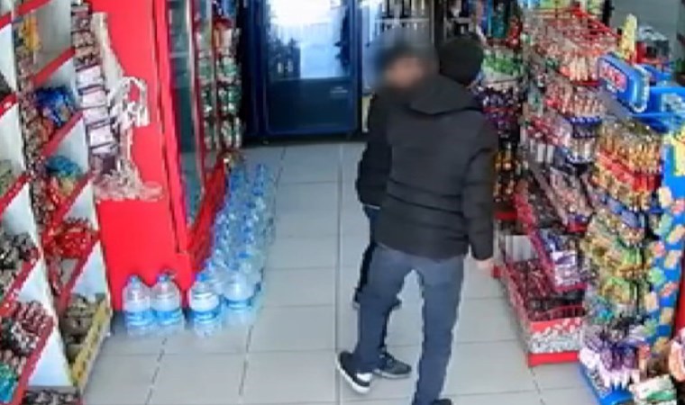 Yer Esenyurt… Bakkala giden çocuk başka bir müşteri tarafından darbedildi