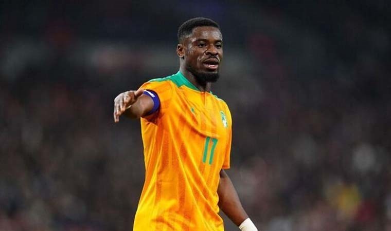 Sağ bek bilmecesi sürüyor: Aurier’den Galatasaray’a kötü haber!