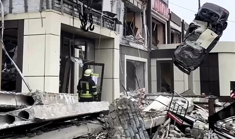 Ukrayna Luhansk’ı vurdu: 28 ölü