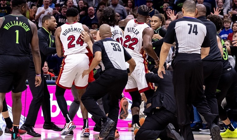 NBA’da faul sonrası saha karışmıştı: 5 oyuncuya men cezası!