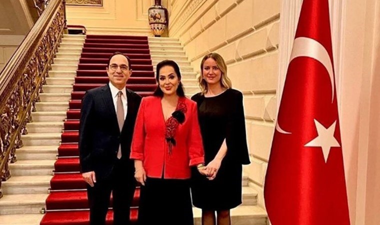 Türkan Şoray’ın Moskova ziyareti sürüyor: Sultan’a özel davet