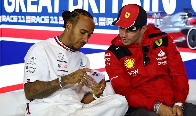 Kontrat ayrıntıları belli oldu: Ferrari’den Hamilton’a servet!