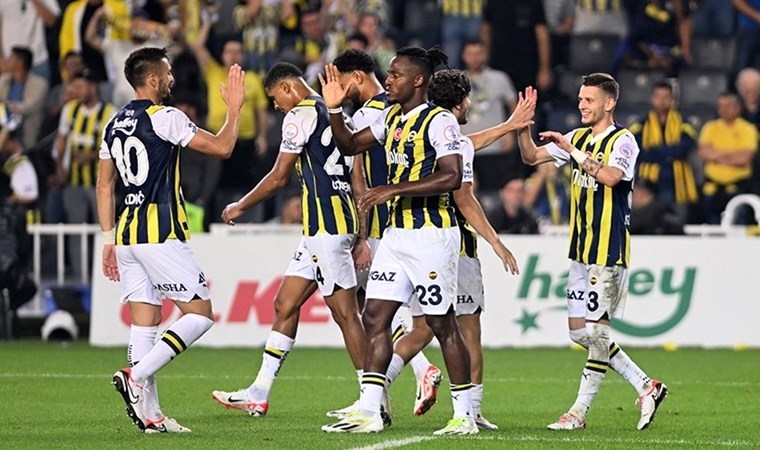 Fenerbahçe’de kadro yapılanması: 9 oyuncuyla yollar ayrılıyor!