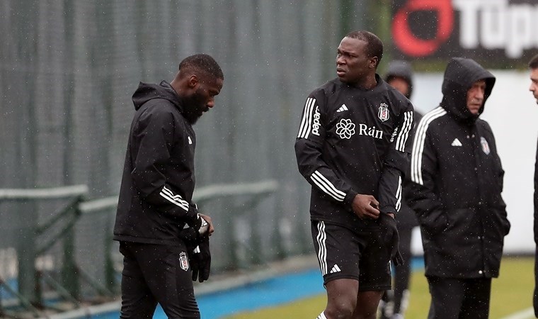 Beşiktaş’ta Masuaku takımla idmana çıktı