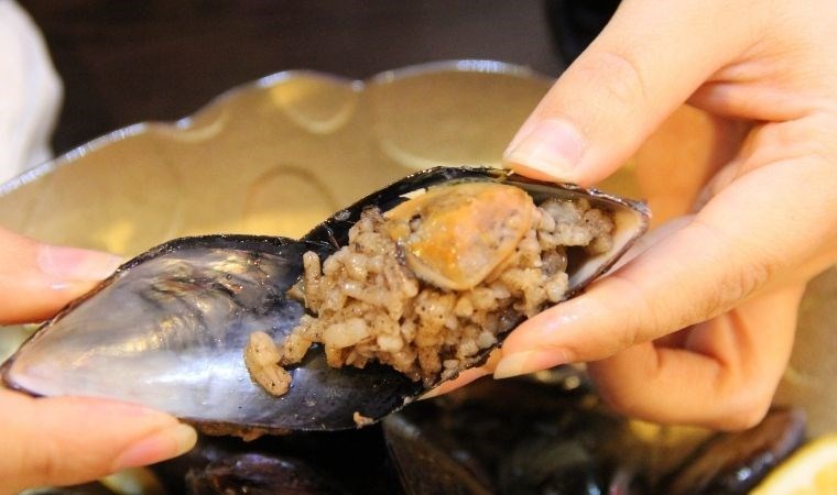 Deniz lezzetlerinin incisi: Evde midye dolma tarifi