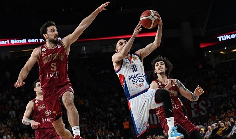 Galatasaray Ekmas, dev maçta Anadolu Efes’i geçemedi!