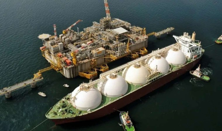Katar, LNG üretim kapasitesini 142 milyon tona çıkaracak