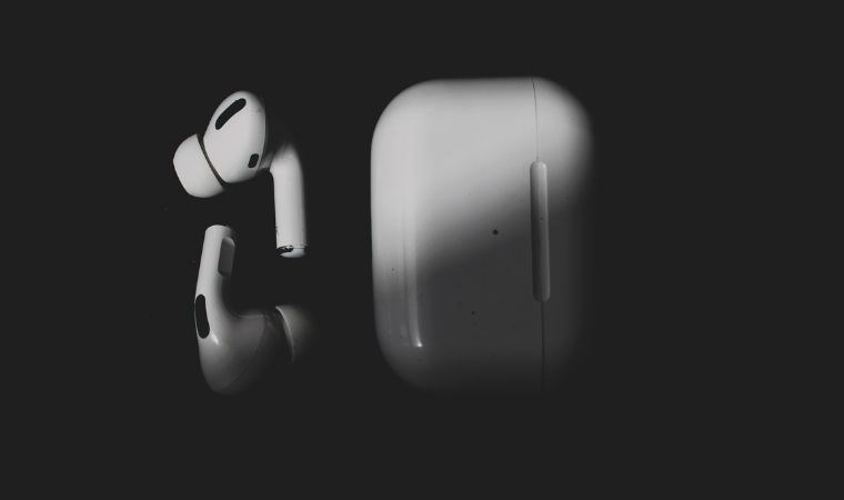 Apple’ın AirPods Pro için düşündüğü ilk isim neydi?