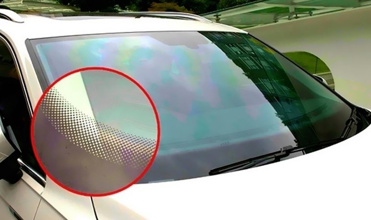 Aracınızın ön camındaki siyah noktalar ne işe yarar? ‘Bir mühendislik mucizesi…’