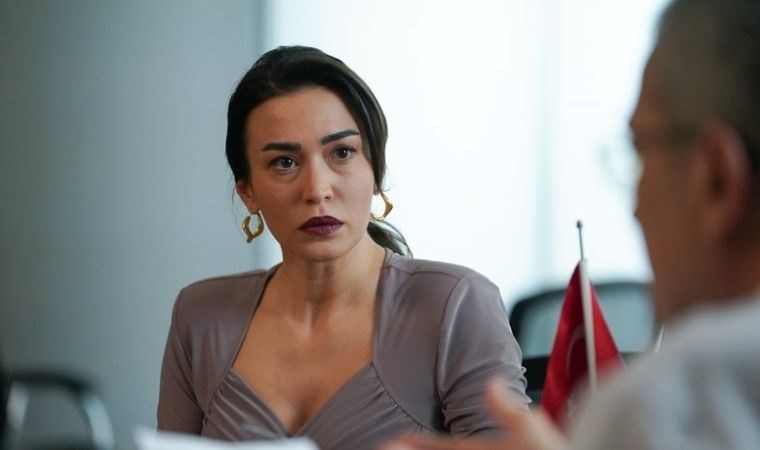 Bahar dizisinin Rengin’i Ecem Özkaya kimdir? Ecem Özkaya kaç yaşında, nereli, hangi dizi ve filmlerde oynadı?