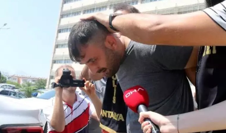 Eşini kalbinden bıçaklayıp öldürdü: ‘Hatırlamıyorum’ dedi