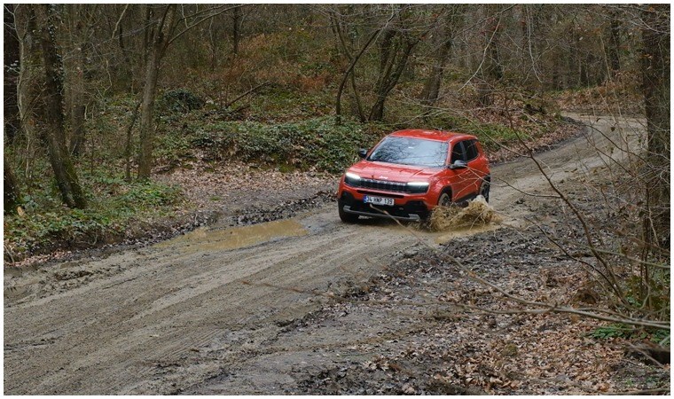 Avrupa'da 'Yılın Otomobili' seçilen Jeep Avenger'ı test ettik: İşte elektrikli modele dair tüm ayrıntılar...