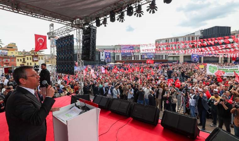 Özgür Özel'den staj ve çıraklık mağdurlarının gözaltına alınması tepki: 'Erdoğan, iki elim yakandadır'