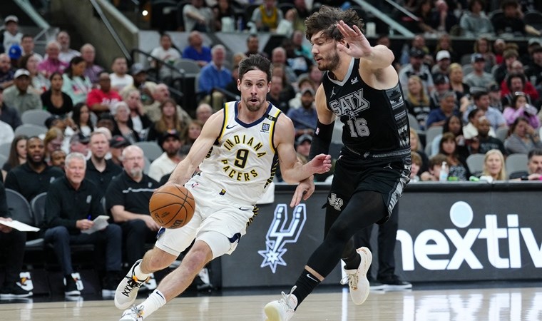 NBA'de Boston Celtics farklı galibiyetle seriyi 11 maça çıkardı!