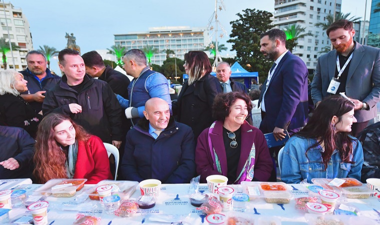 “Hep yüzünüz gülsün”