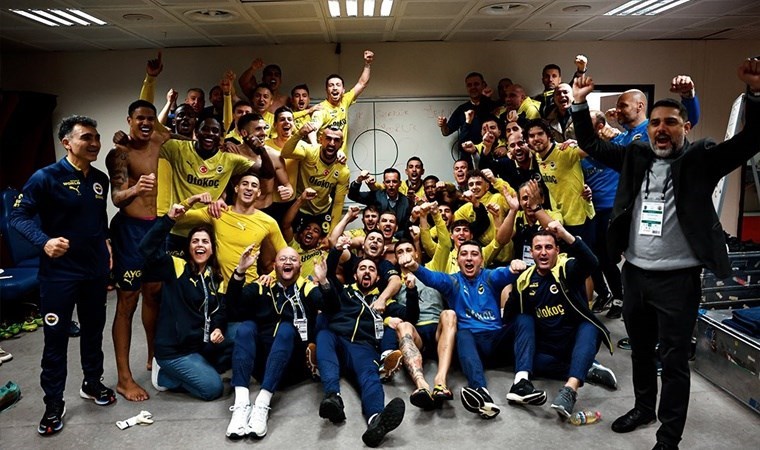 Mert Hakan Yandaş’tan galibiyet paylaşımı: ‘Bu takım dimdik ayakta’