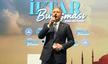 Ali Yerlikaya, iftarda Murat Kurum için oy istedi: 'İstanbul'u muradına erdirecek miyiz?' – Son Dakika Siyaset Haberleri | Cumhuriyet