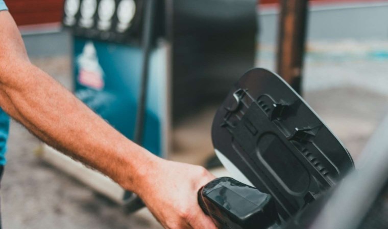 Akaryakıtta tabela değişiyor… Motorine indirim yolda! 22 Mart 2024 güncel benzin motorin ve LPG fiyatları…