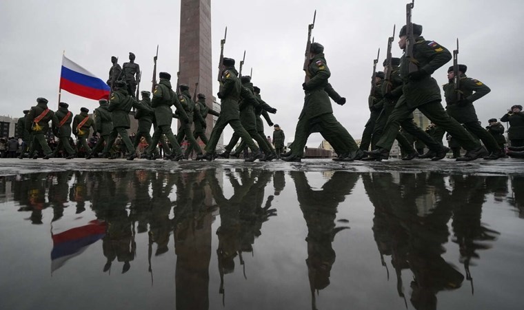 Putin açıkladı: NATO sınırına askeri yığınak