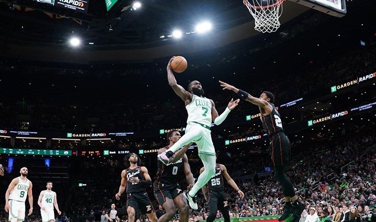 NBA’de Boston Celtics üst üste 8. galibiyetini aldı