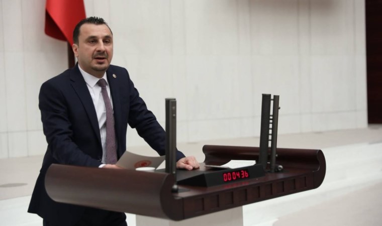 CHP’li Başevirgen, fay hattı üzerindeki okulları bakanlara sordu