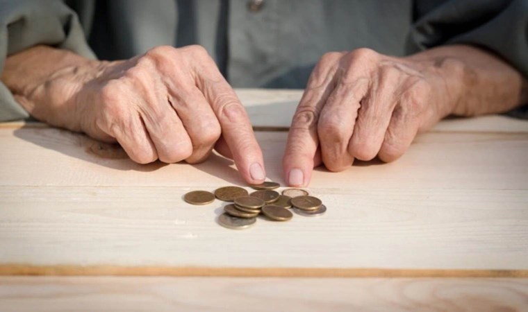 DİSK-AR: Emekli ikramiyesi bayram harçlığı oldu!