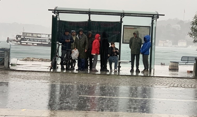 İstanbul’da beklenen fırtına ve yağış etkili oluyor