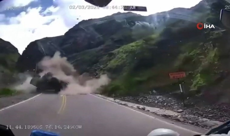 Heyelan dehşet saçtı: Kamyon kağıt gibi ezildi