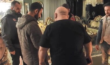 İsviçre’deki bankadan kredi vaadiyle dolandırıcılık yapanlara operasyon: 15 gözaltı – Son Dakika Türkiye Haberleri | Cumhuriyet