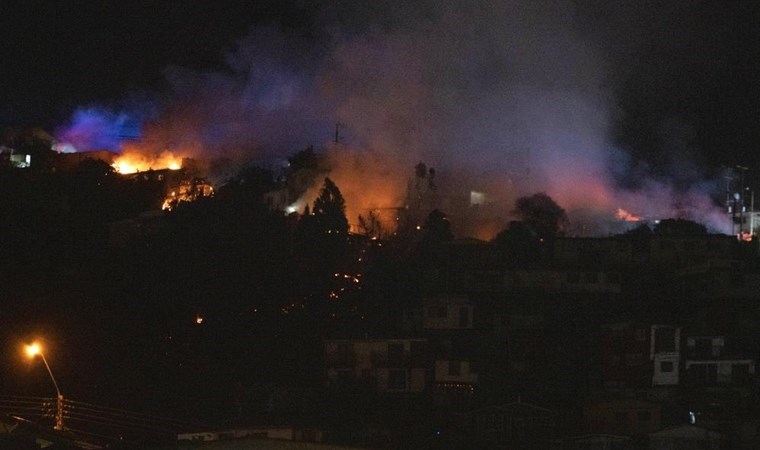 20 ev küle döndü: 2 kişi öldü