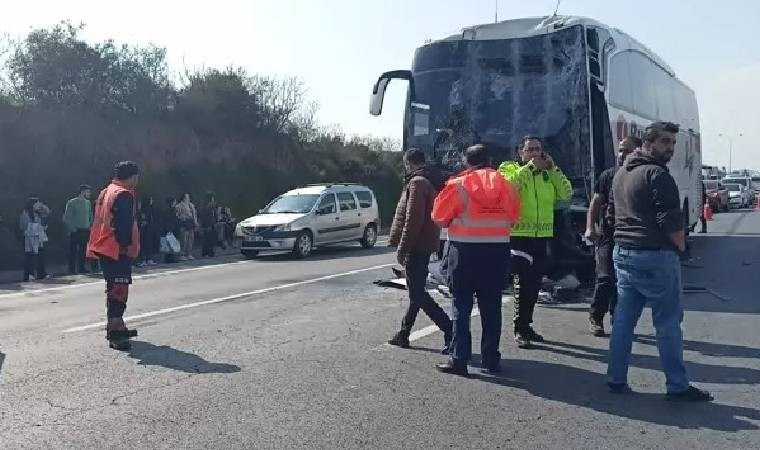 TEM’de 3 araç birbirine girdi… Ankara yönü ulaşıma kapandı!