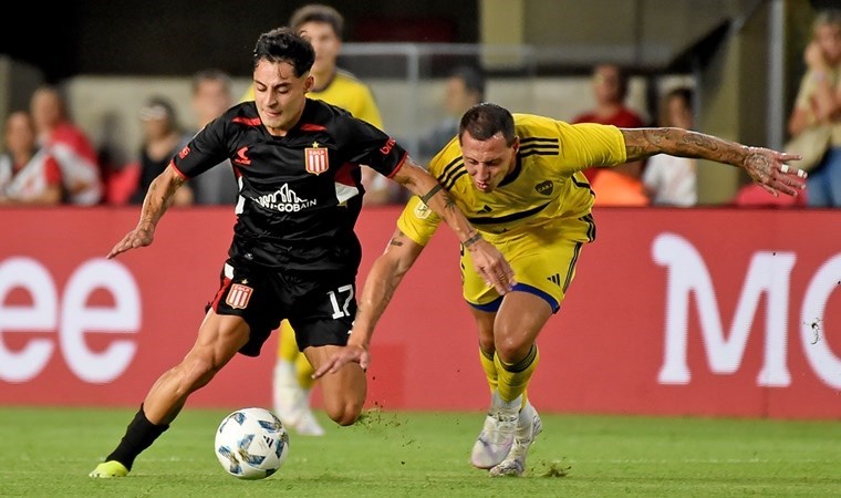 Arjantinli futbolcu nöbet geçirdi, karşılaşma ertelendi!