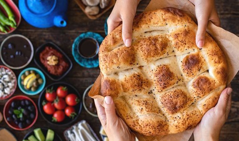 Uzmanlardan Ramazan önerileri: ‘Sahurda ilk çatalı sebze veya salatadan alın’