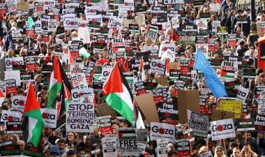 İngiltere'de yüzbinlerce kişi Gazze'de ateşkes için  11'inci kez yürüdü – Son Dakika Dünya Haberleri | Cumhuriyet